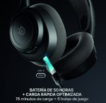 Gaming headset with USB-C charging cable; on-screen Spanish text promoting 50-hour battery and fast charging: 'BATERÍA DE 50 HORAS + CARGA RÁPIDA OPTIMIZADA' and '15 minutos de carga = 6 horas de juego'
